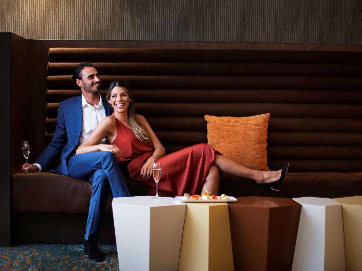 Отель Pullman Роторуа Экстерьер фото The Lounge at the Ritz-Carlton, DIFC
