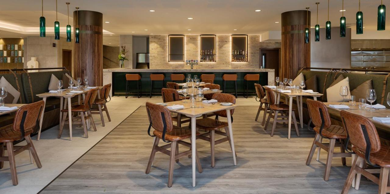 Отель Pullman Роторуа Экстерьер фото The restaurant at The Mitre